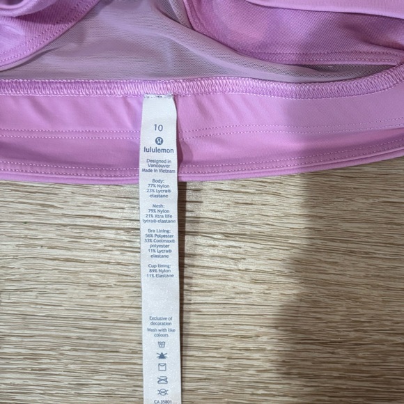 Lululemon 10 sports bra - Picture 4 of 4